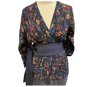 NWT C/MEO Kimono Style Top With Pleated Sleeves, Large Ribbon Sash- Size XS